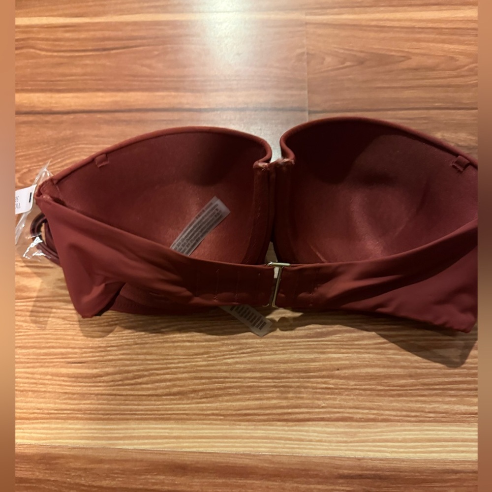 Victoria’s Secret Strapless underwire swimsuit top - Picture 2 of 5